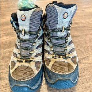 Merrell Moab 3 Mid High Boots Men's
10.5 Suede Vibram Sole Hiking
Rugged